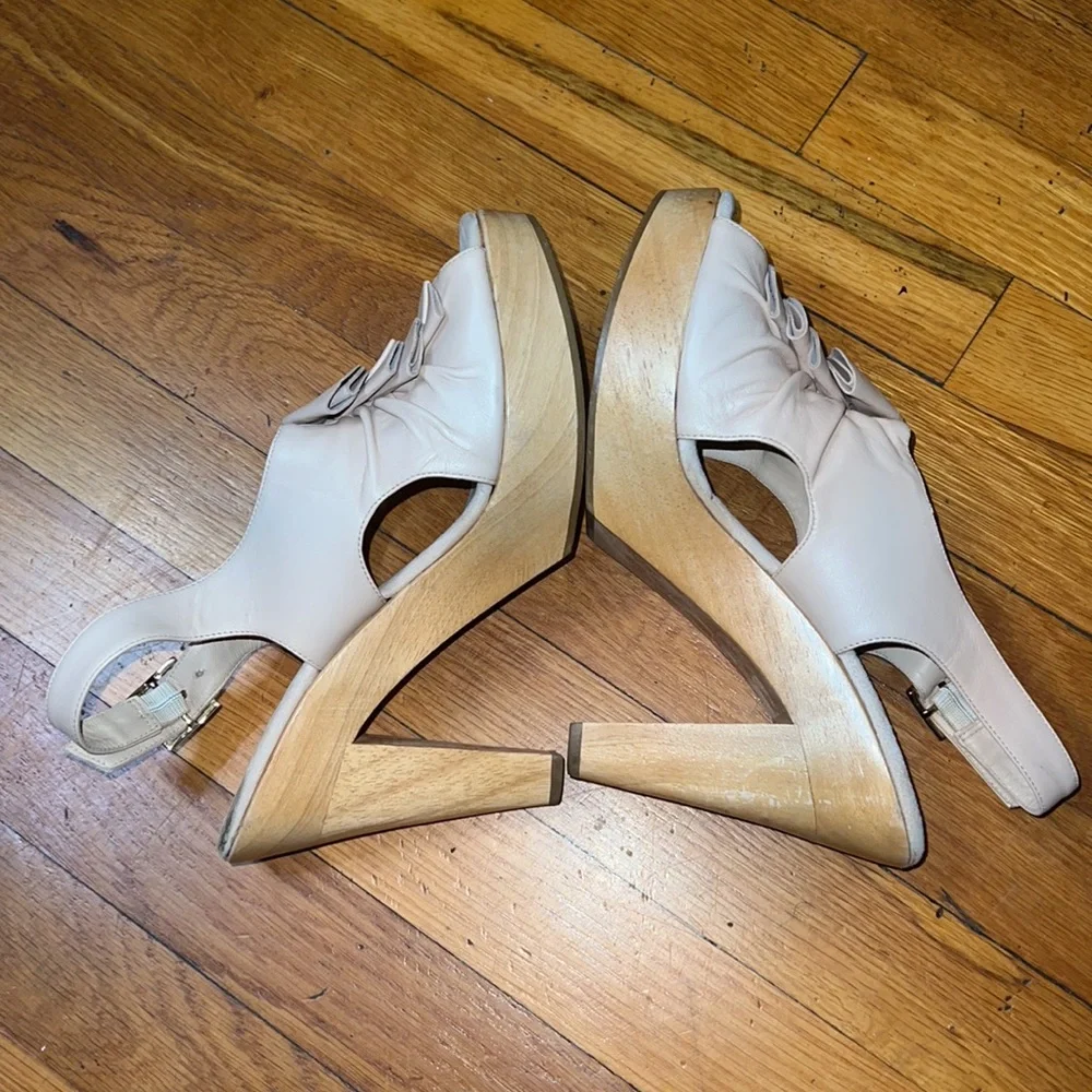 Loeffler Randall Leather Peep Toe Heels, size 10
